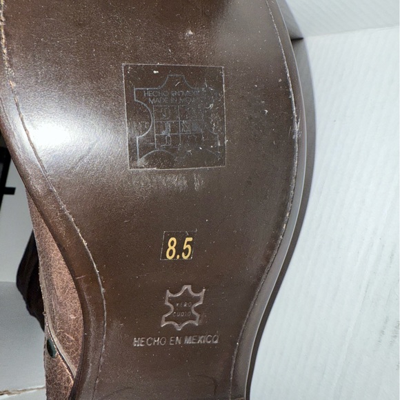 new brown leather knee high boots - Picture 3 of 4